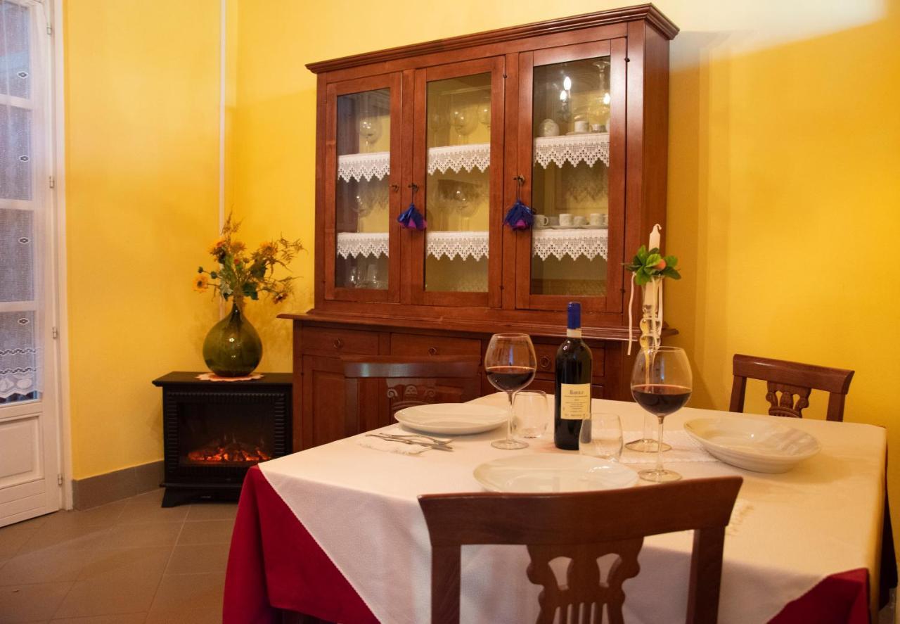 Villa Goccia Di Vino ลามอร์รา ภายนอก รูปภาพ